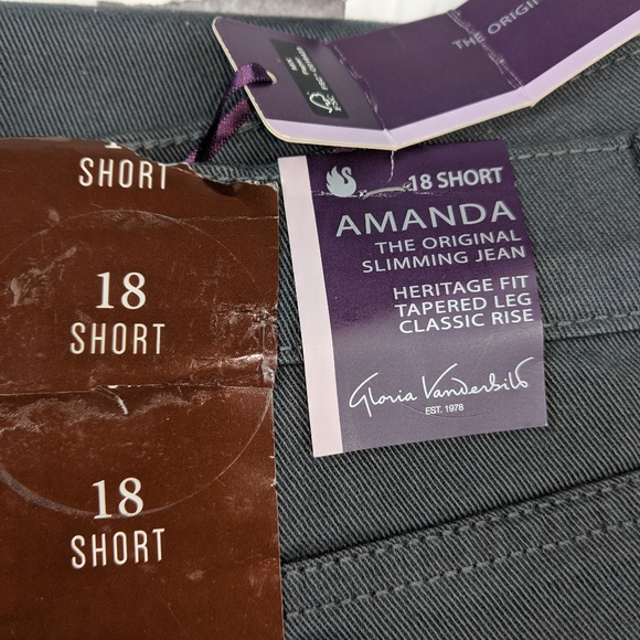 Gloria Vanderbilt jeans 18 short gray tapered leg - Picture 2 of 8